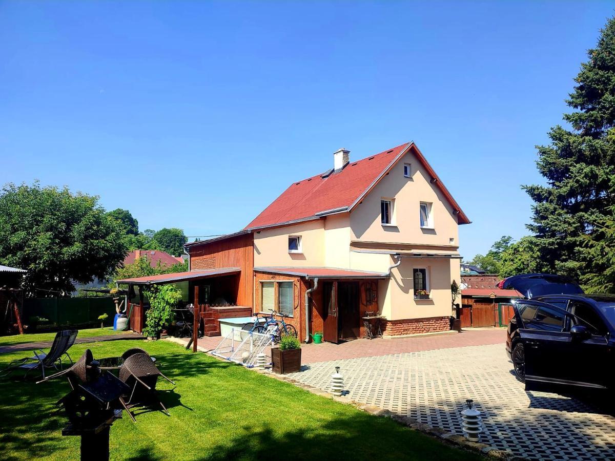 Villa Ubytovani U Rybnicka à Arnoltice u Decina Extérieur photo